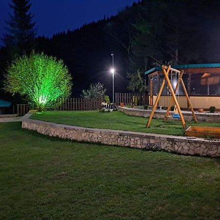Guest House Chobaka Trigrad Esterno foto