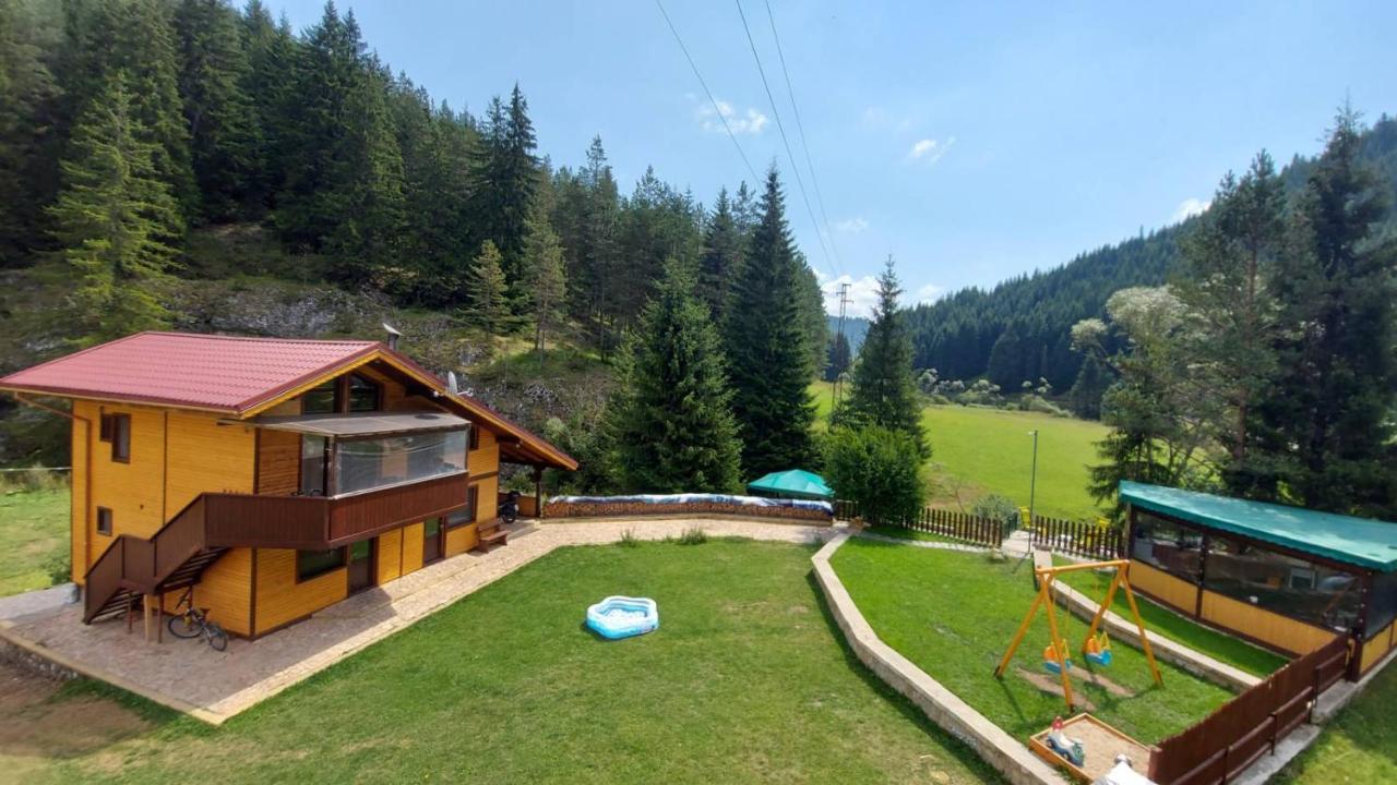 Guest House Chobaka Trigrad Esterno foto
