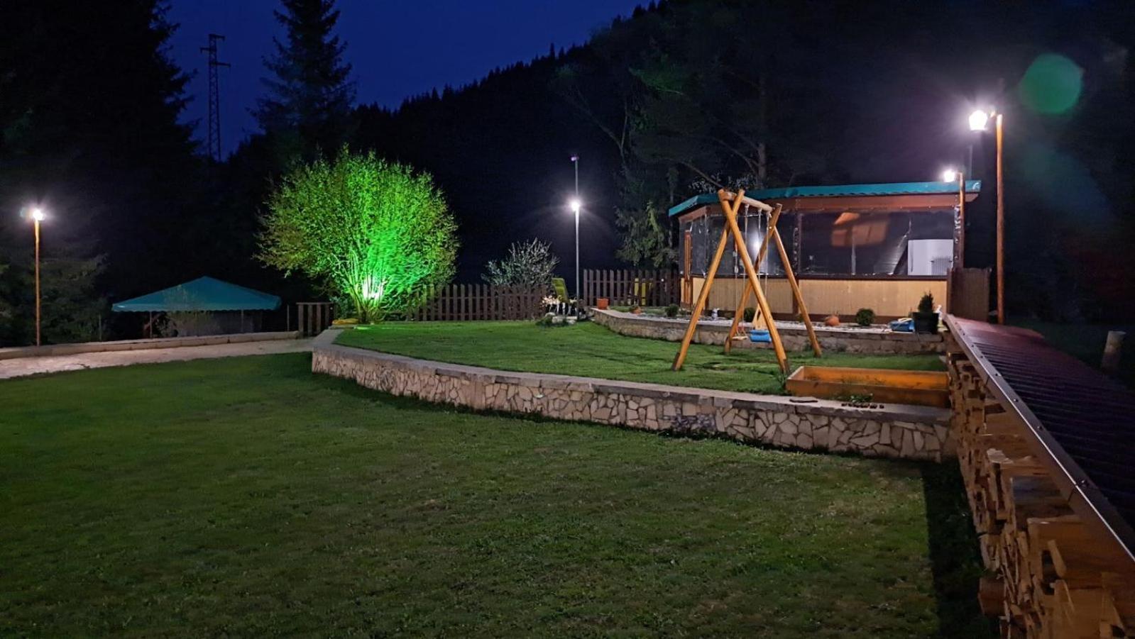 Guest House Chobaka Trigrad Esterno foto