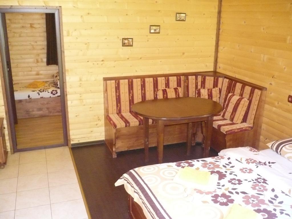 Guest House Chobaka Trigrad Camera foto